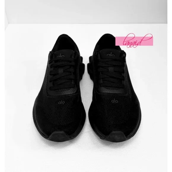 Alo Runner Black/Black Athletic Active Running Exercise Outdoor Travel Workout 9 - Picture 8 of 16